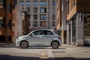 Fiat 500 Hybrid Launch Edition 2020 года  (UK)